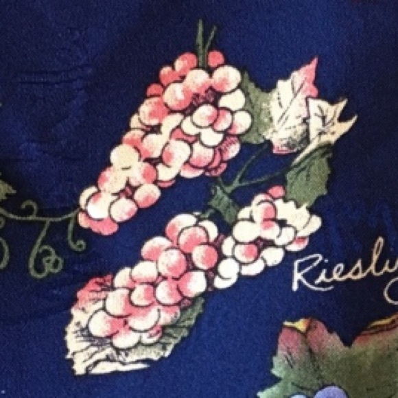 Vintage 1995 Nicole Miller Large Silk Scarf Grapes & Their Uses Wine Jelly Table - Picture 4 of 6